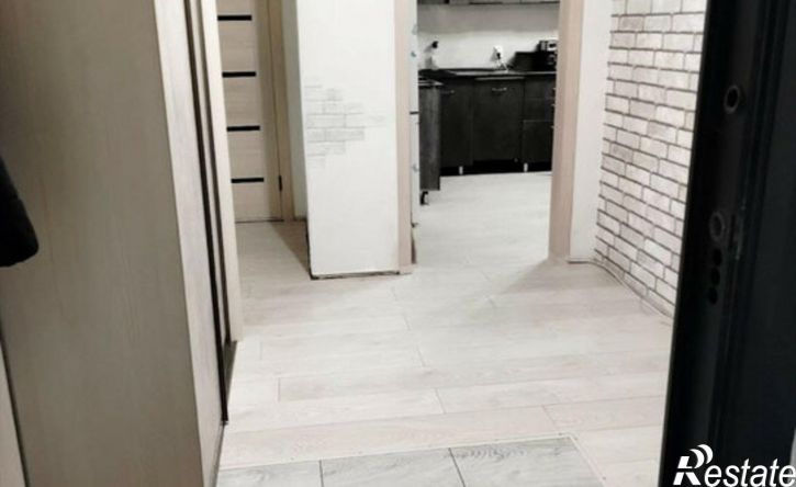 3-комн квартира жилой район Заозёрный, 2-й микрорайон, 4А