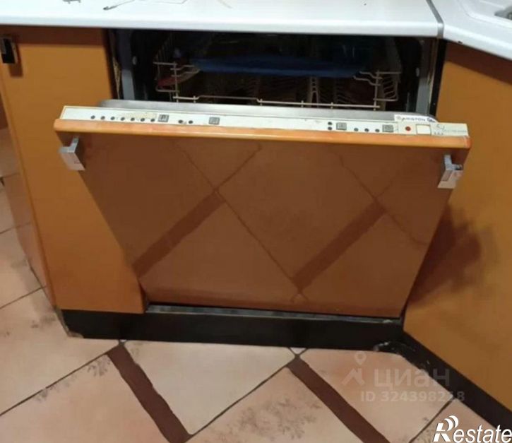 4-комн квартира Солнечный б-р, 11,  д. 11