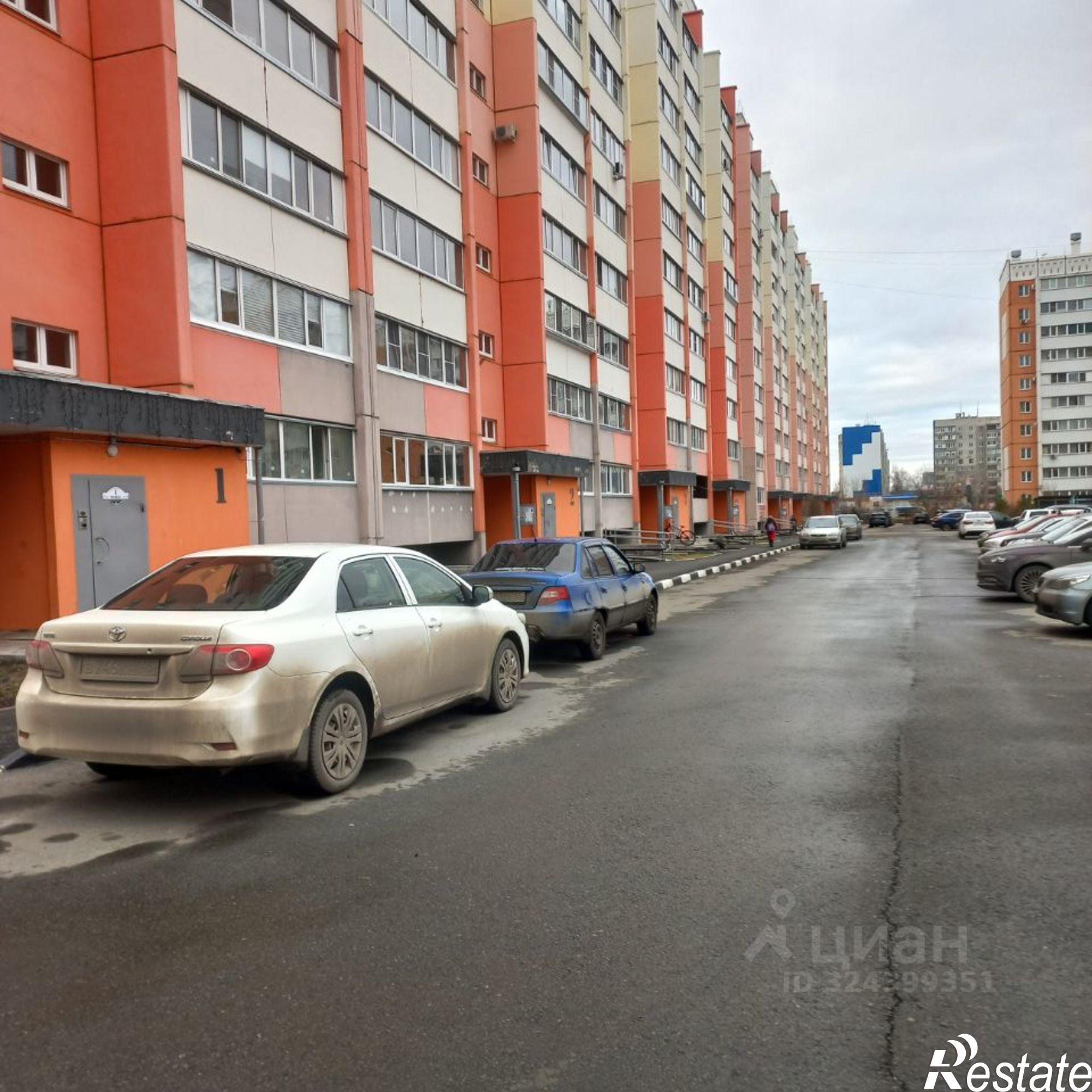 Сдать квартиру за 35 000 рублей на жилой район Заозёрный, 4-й микрорайон