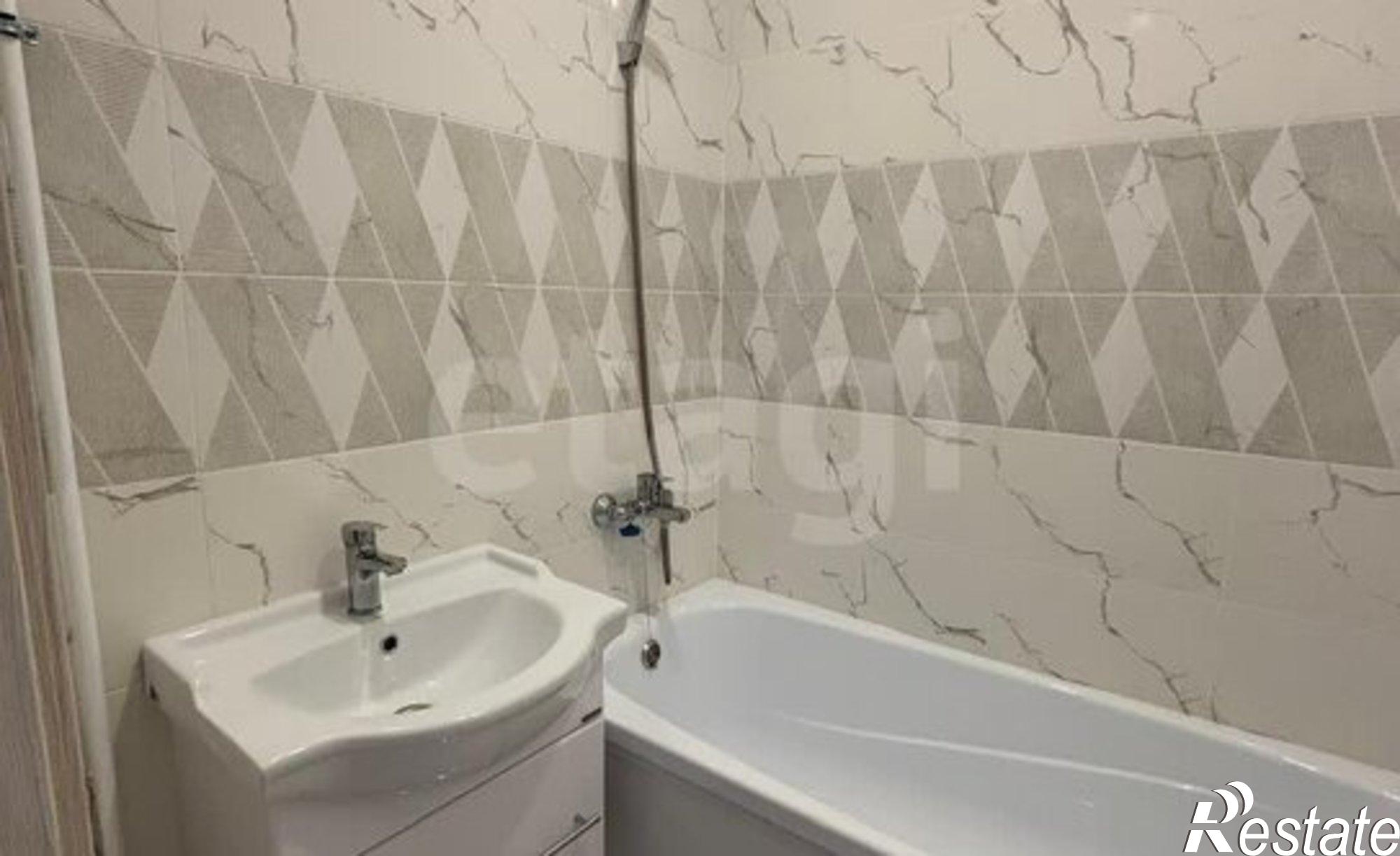 Купить квартиру за 6 900 000 рублей на жилой район Заозёрный, 7-й микрорайон, 12