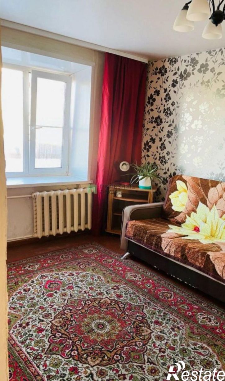 Комната ул Половинская, 8,  д. 8