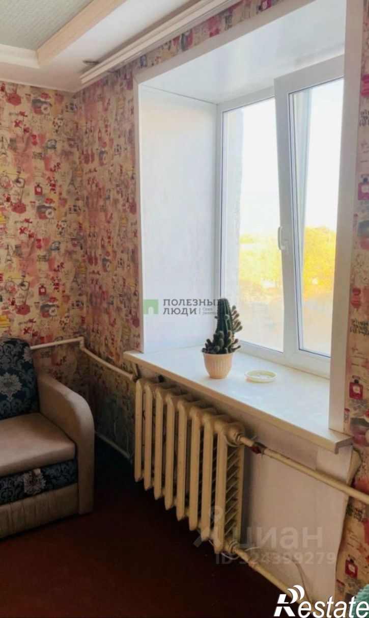 Комната ул Половинская, 8,  д. 8