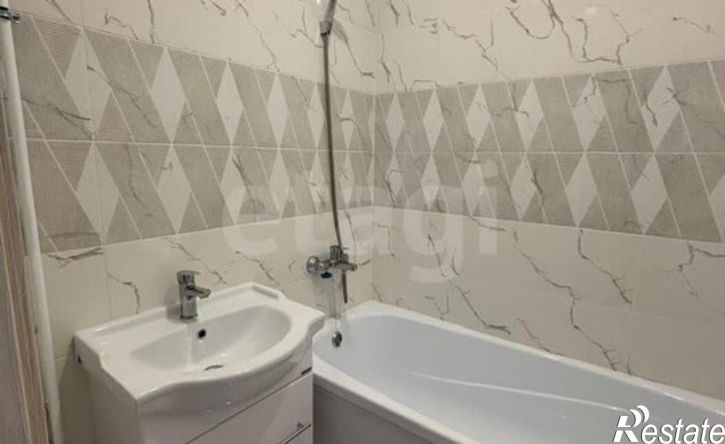 2-комн квартира жилой район Заозёрный, 7-й микрорайон, 12