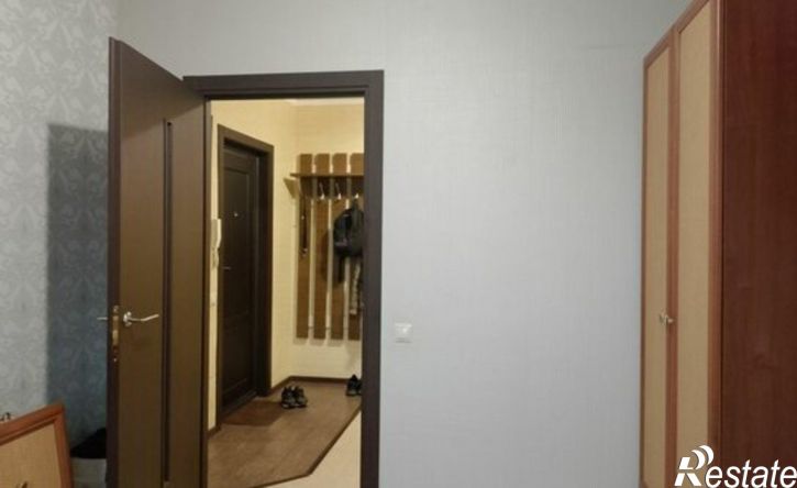 3-комн квартира жилой район Заозёрный, 5-й микрорайон, 9