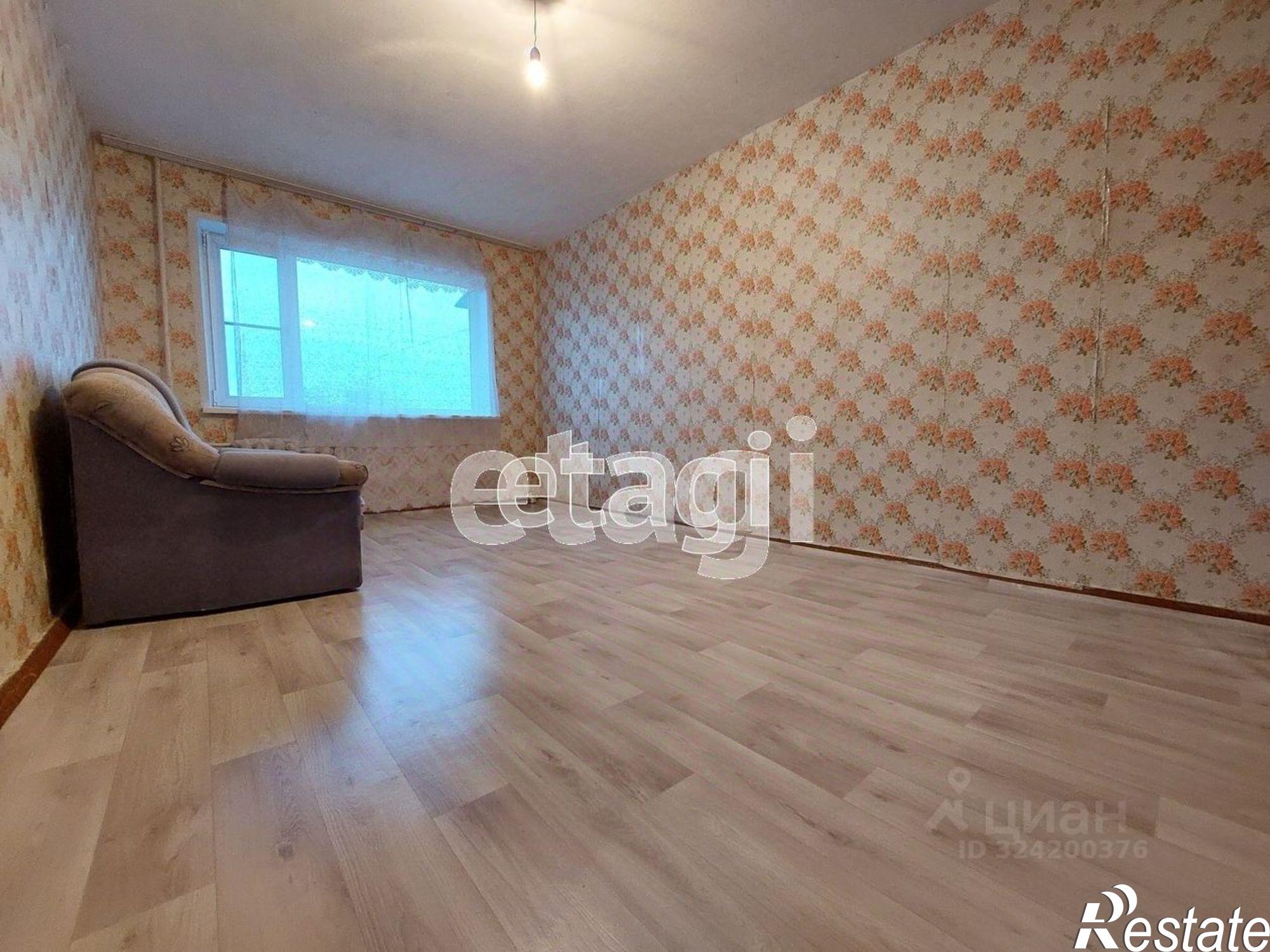 Сдать квартиру за 12 000 рублей на проспект Конституции, 50