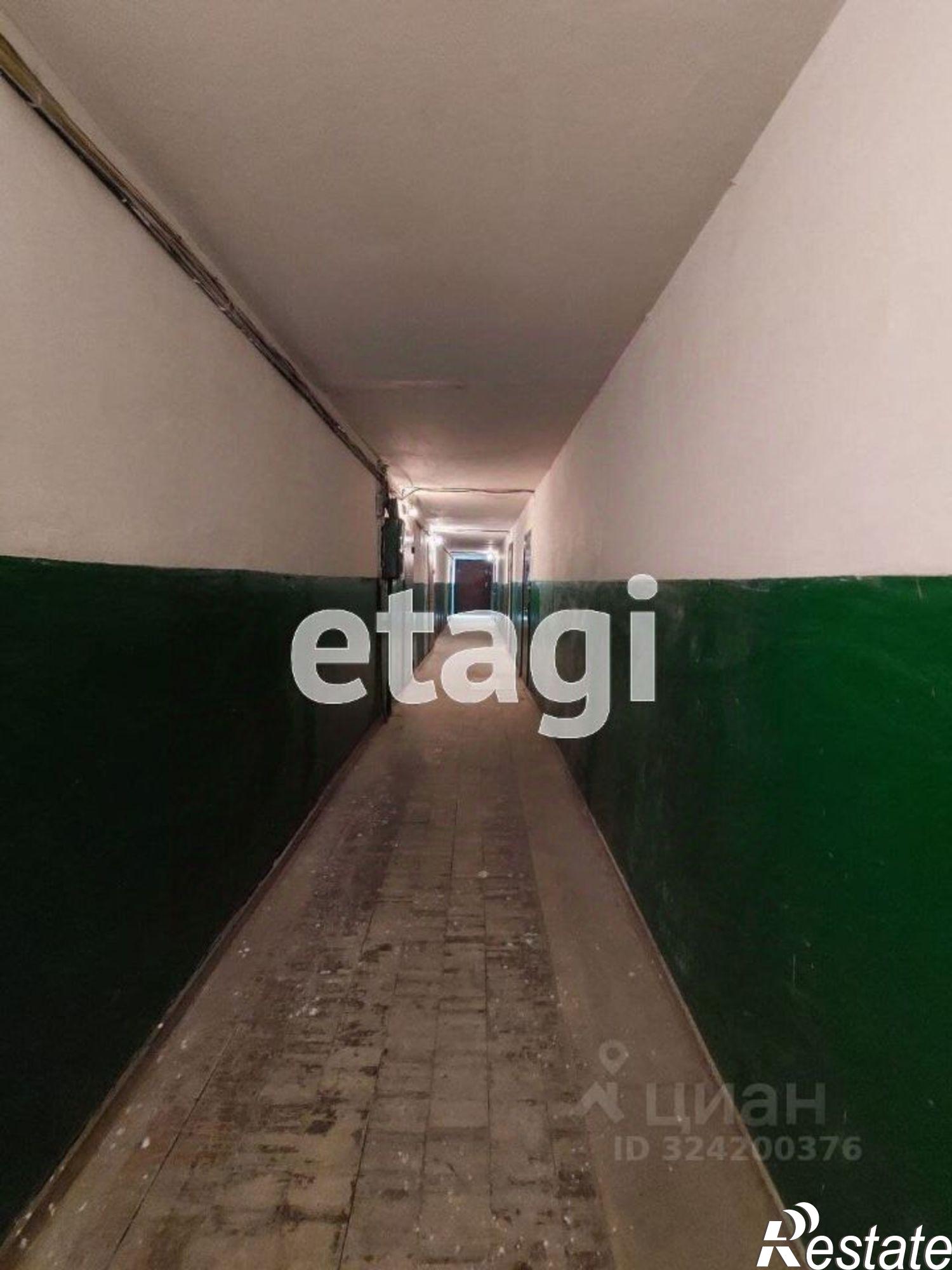 Сдать квартиру за 12 000 рублей на проспект Конституции, 50