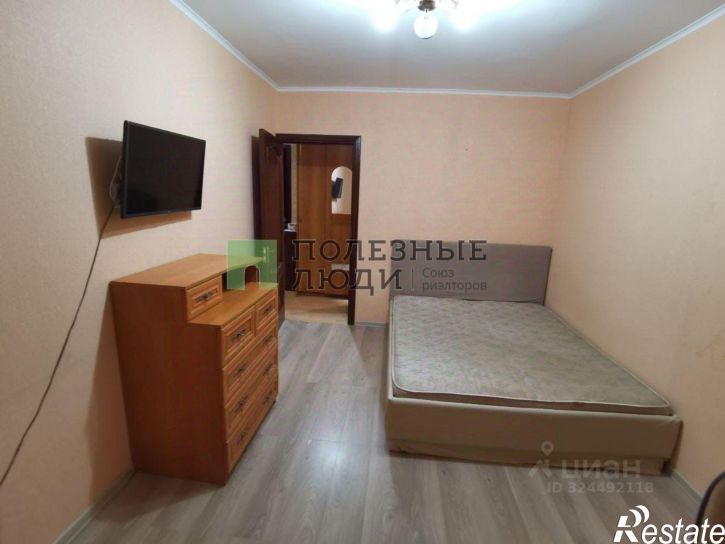 3-комн квартира улица Томина, 106,  д. 106