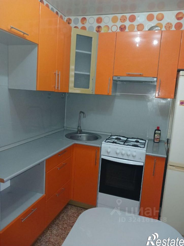 2-комн квартира улица Радионова, 44,  д. 44