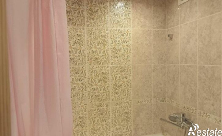 2-комн квартира жилой район Заозёрный, 1-й микрорайон, 24