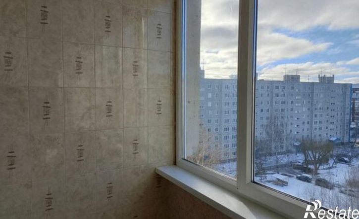 2-комн квартира жилой район Заозёрный, 1-й микрорайон, 24