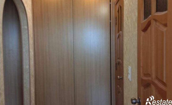 2-комн квартира жилой район Заозёрный, 1-й микрорайон, 24