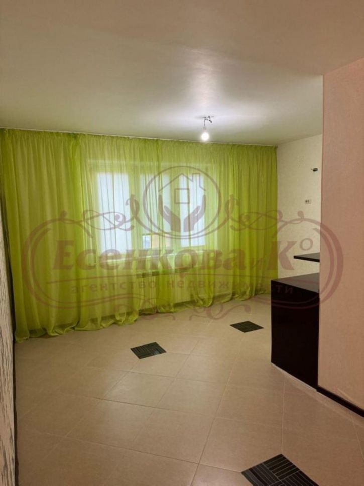 2-комн квартира 4 микрорайон, 24