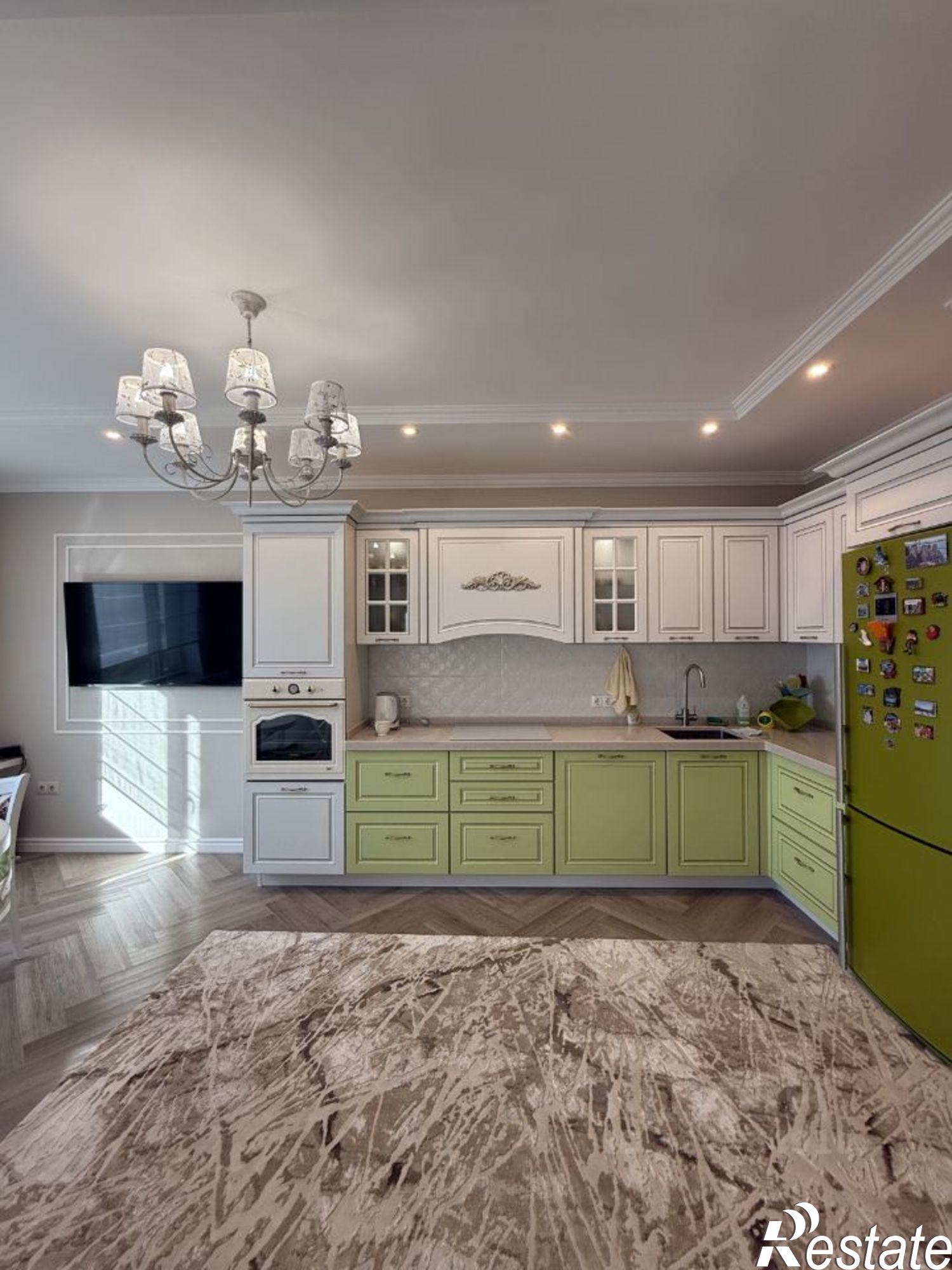 Сдать квартиру за 70 000 рублей на ул Коли Мяготина, 187