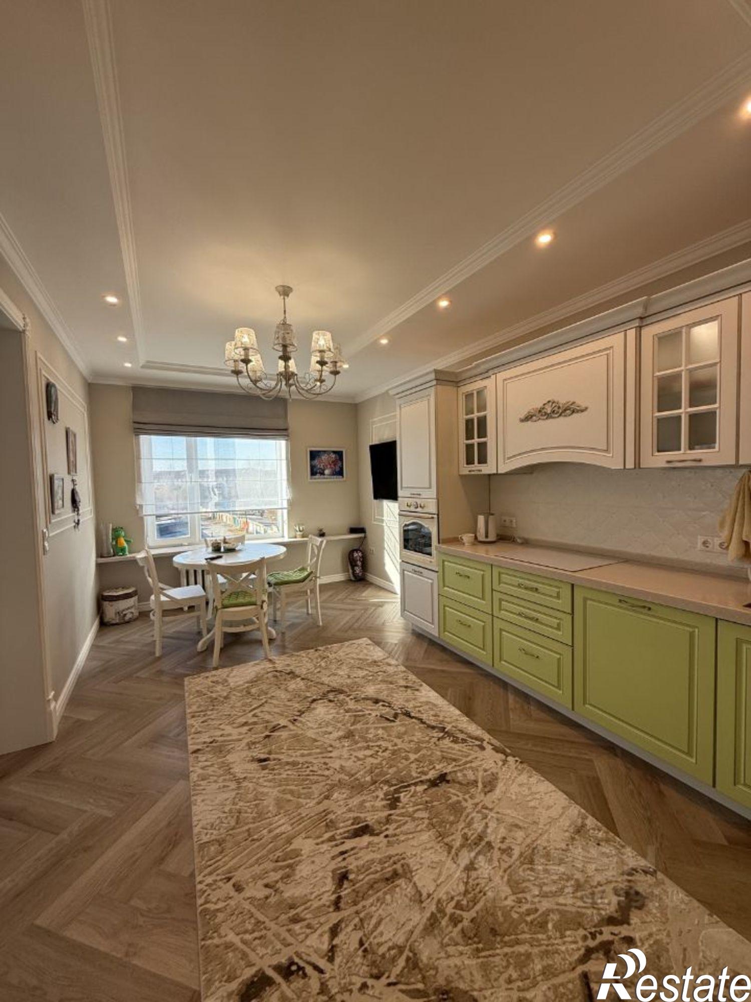 Сдать квартиру за 70 000 рублей на ул Коли Мяготина, 187