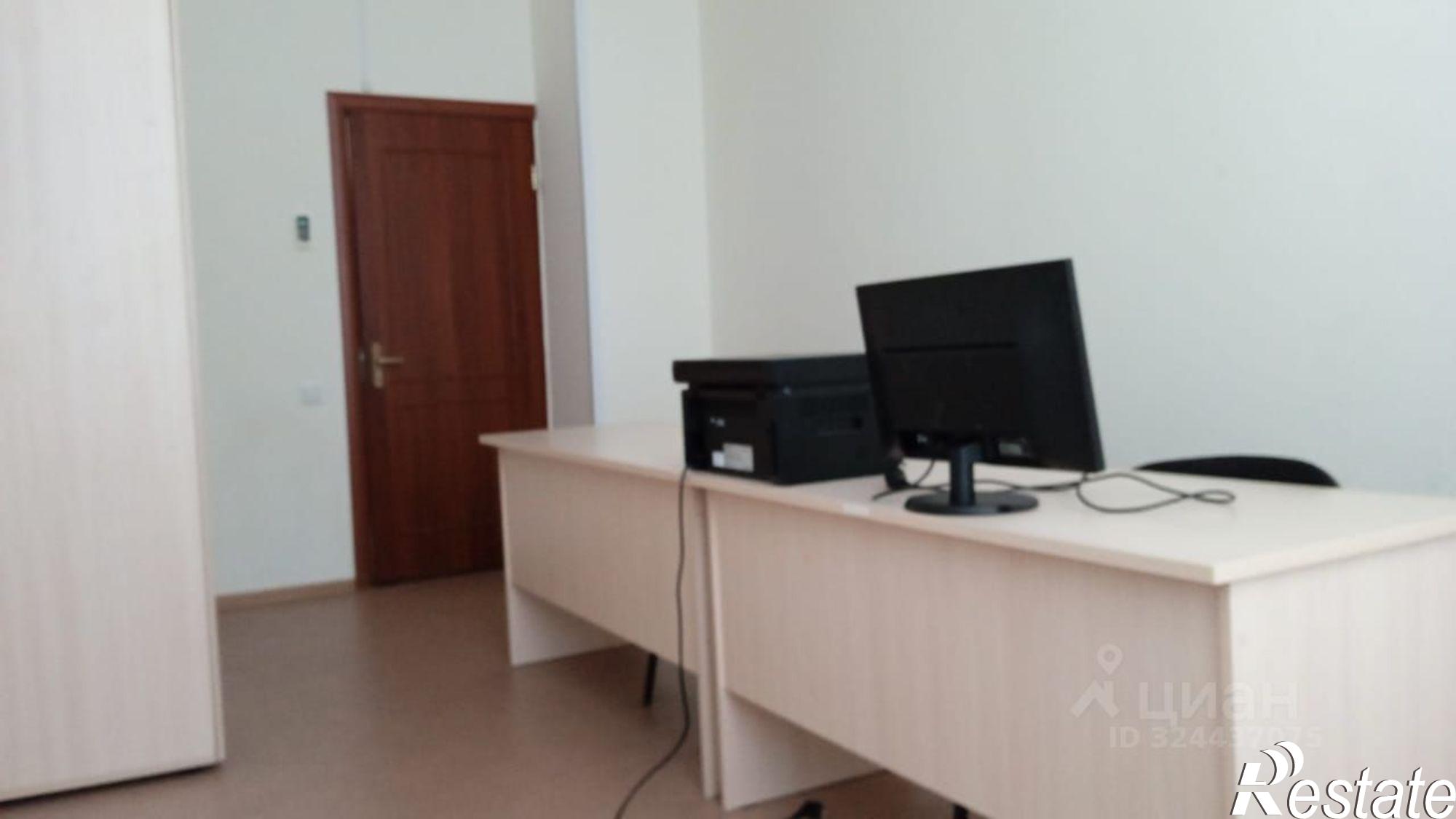 Сдать офис, помещение под офис за 289 рублей на ул Бурова-Петрова, 112