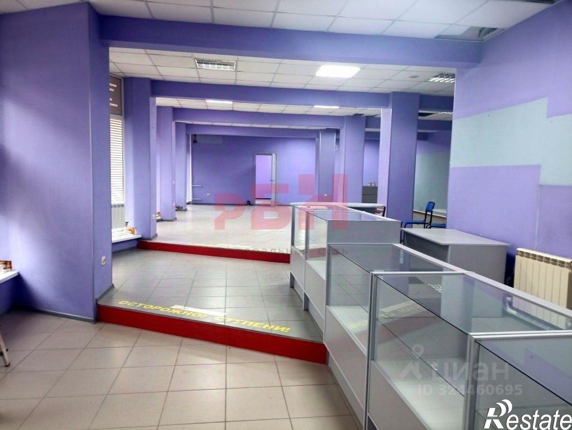 Сдать торговое помещение за 237 556 рублей на улица Коли Мяготина, 91А