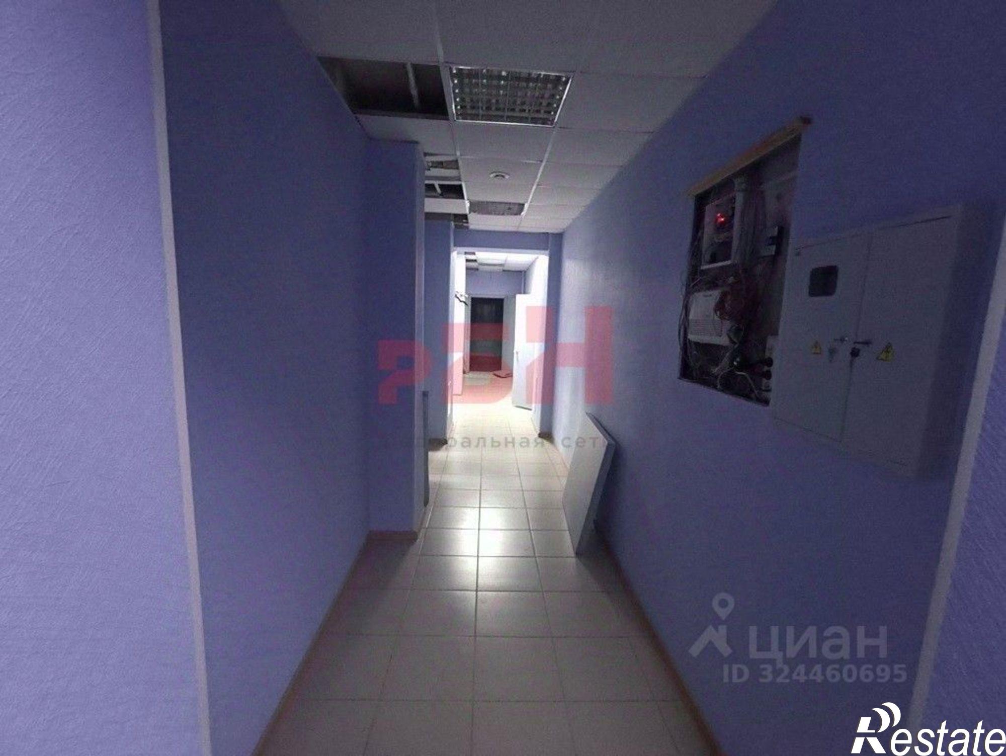 Сдать торговое помещение за 237 556 рублей на улица Коли Мяготина, 91А