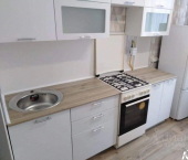 2-комн, 43кв м, этаж 2/5 улица Радионова, 18