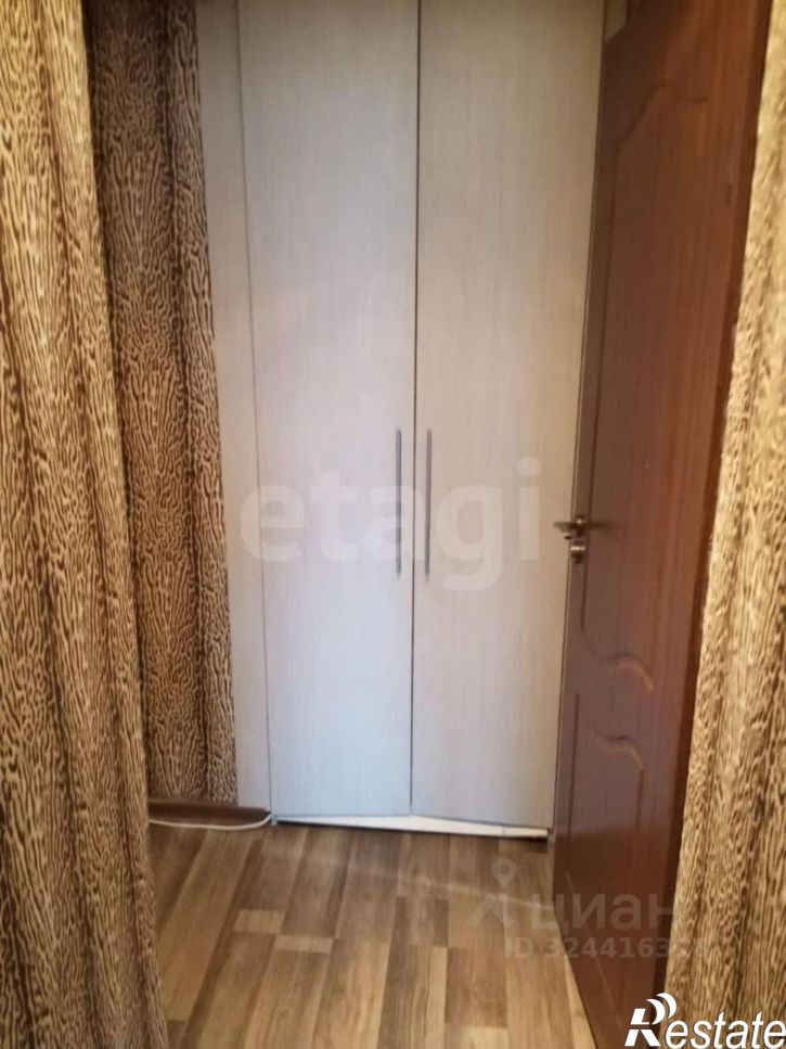 2-комн квартира Половинская улица, 14,  д. 14