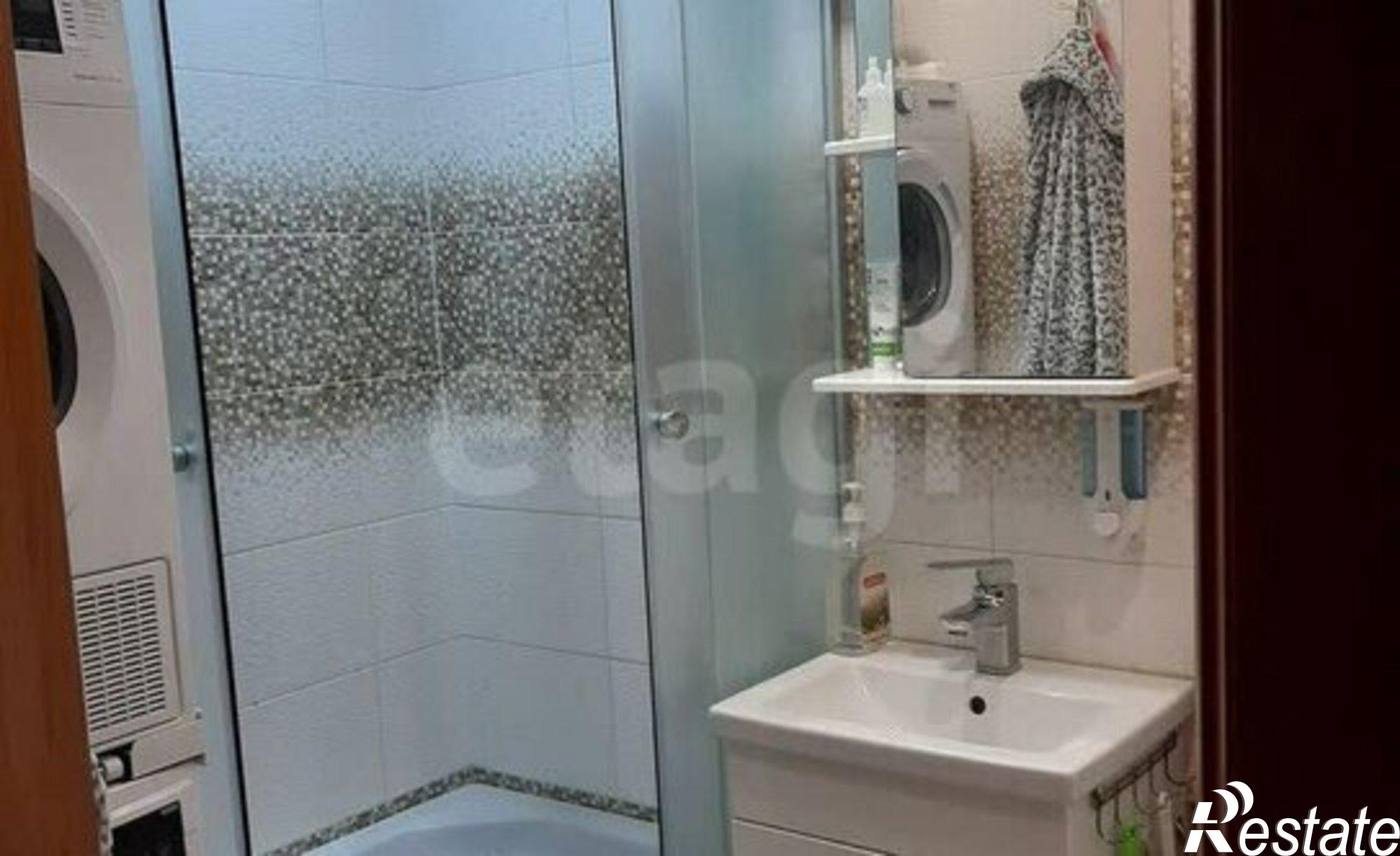 Купить квартиру за 4 000 000 рублей на жилой район Заозёрный, 1-й микрорайон, 32