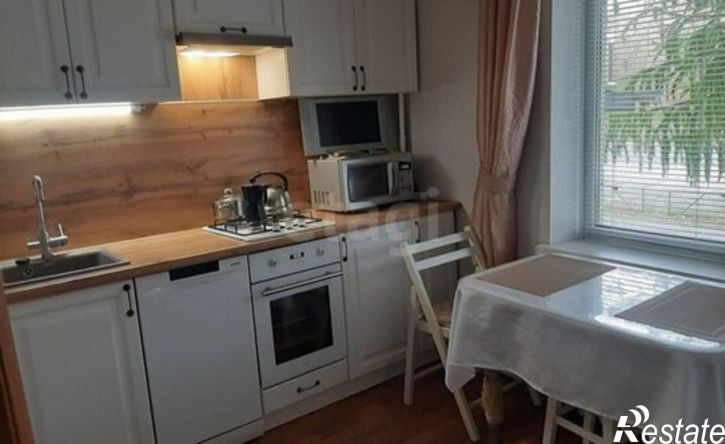 2-комн квартира жилой район Заозёрный, 1-й микрорайон, 32