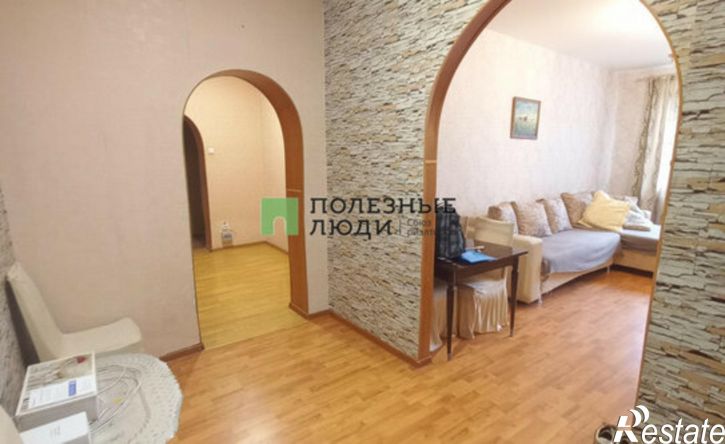 3-комн квартира улица Красина, 67,  д. 67