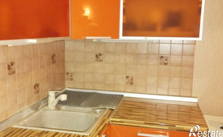 3-комн квартира жилой район Заозёрный, 1-й микрорайон, 25А