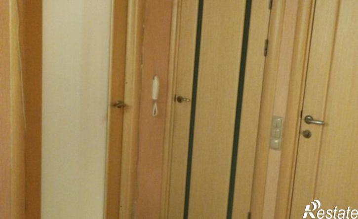 3-комн квартира жилой район Заозёрный, 1-й микрорайон, 25А