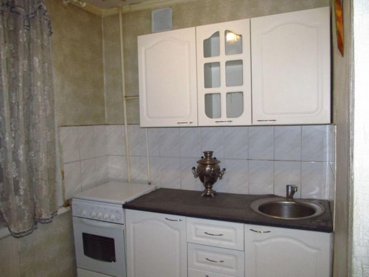 3-комн квартира Блюхера улица, 6