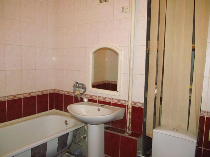 3-комн квартира Блюхера улица, 6