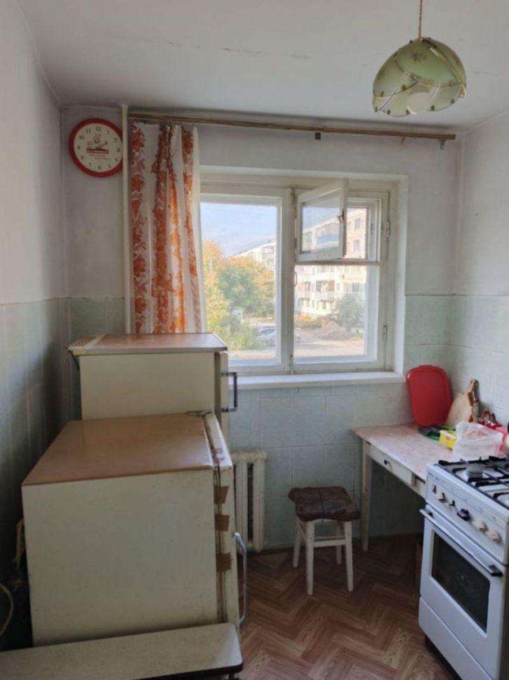 2-комн квартира Черняховского улица, 6
