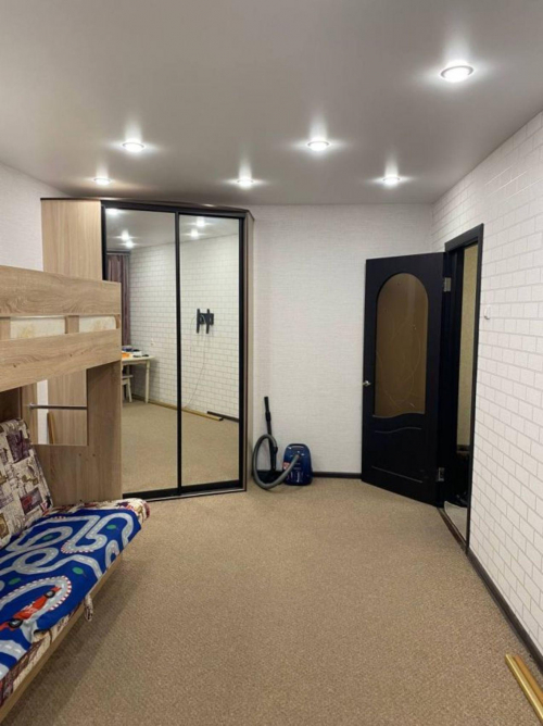 Продажа 2-комн квартиры Карельцева улица, 109