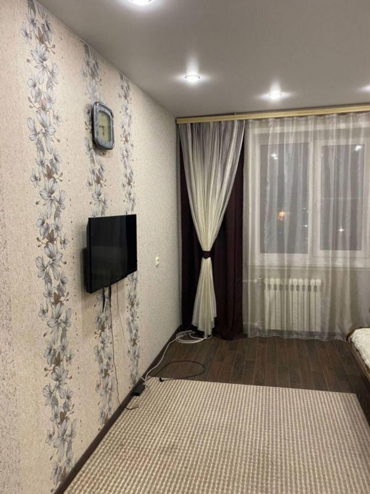 2-комн квартира Карельцева улица, 109