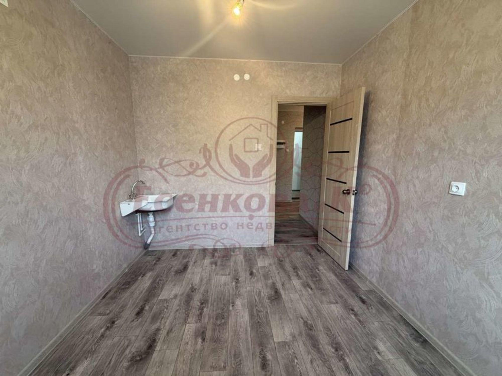 Купить квартиру за 3 607 000 рублей на Броневик улица, 2/1