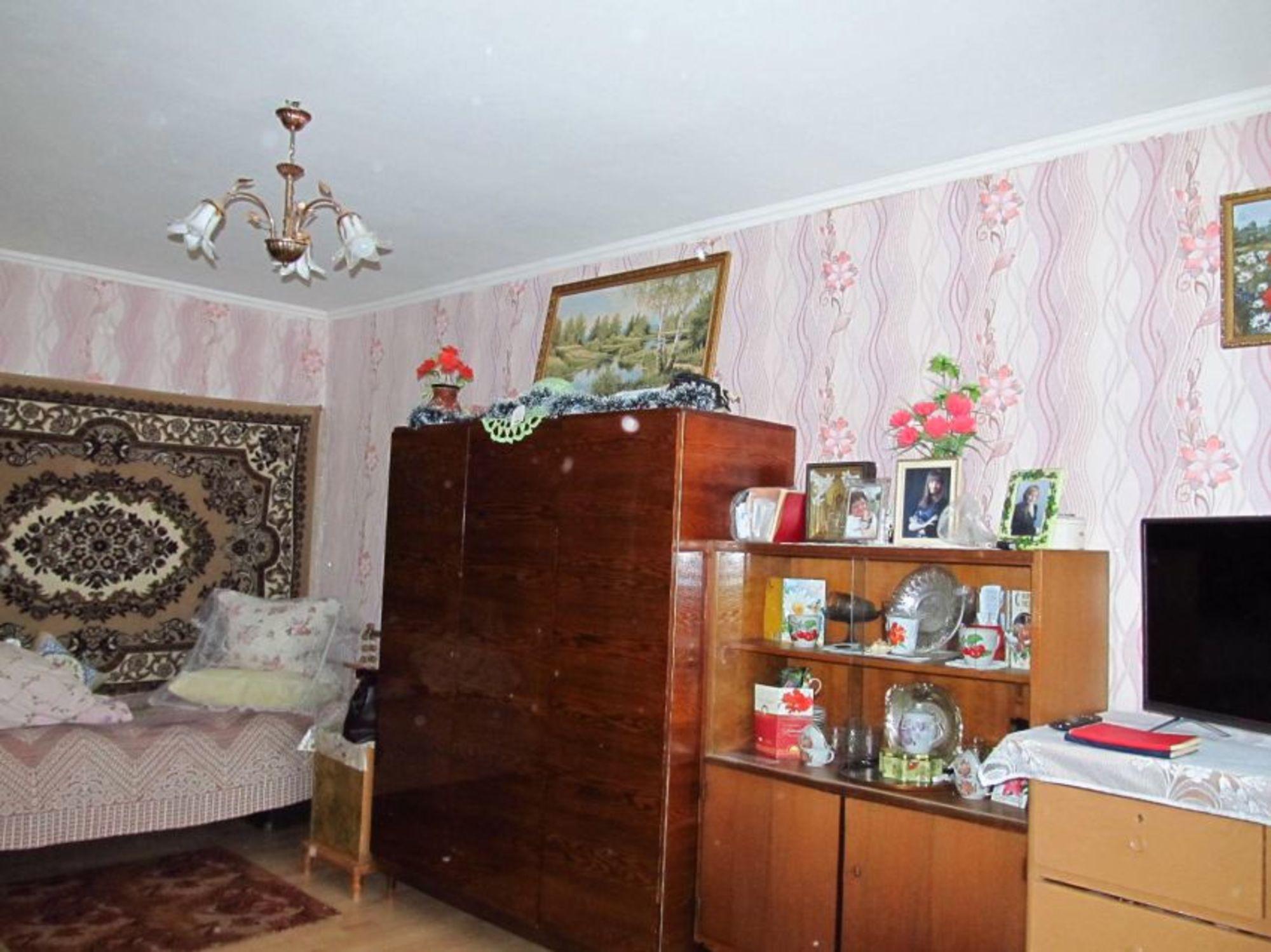 Купить квартиру за 3 300 000 рублей на Савельева улица, 42