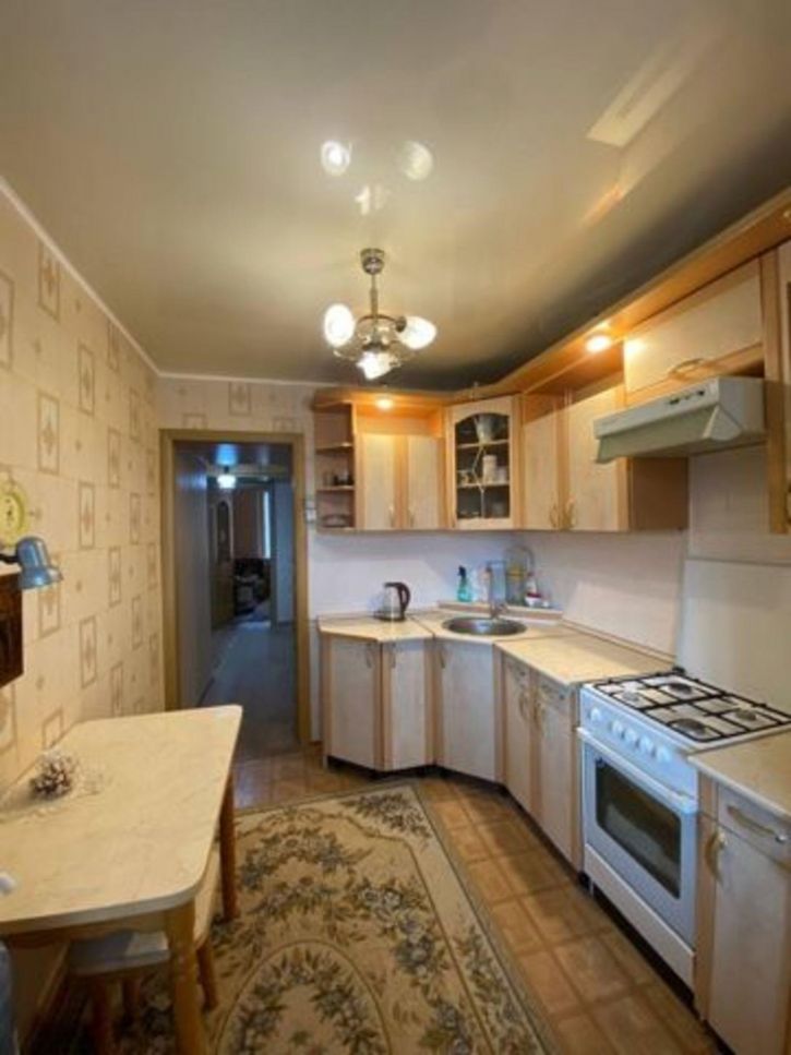 3-комн квартира 2 микрорайон, 21