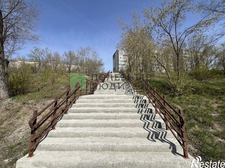 2-комн квартира проспект Конституции, 46,  д. 46