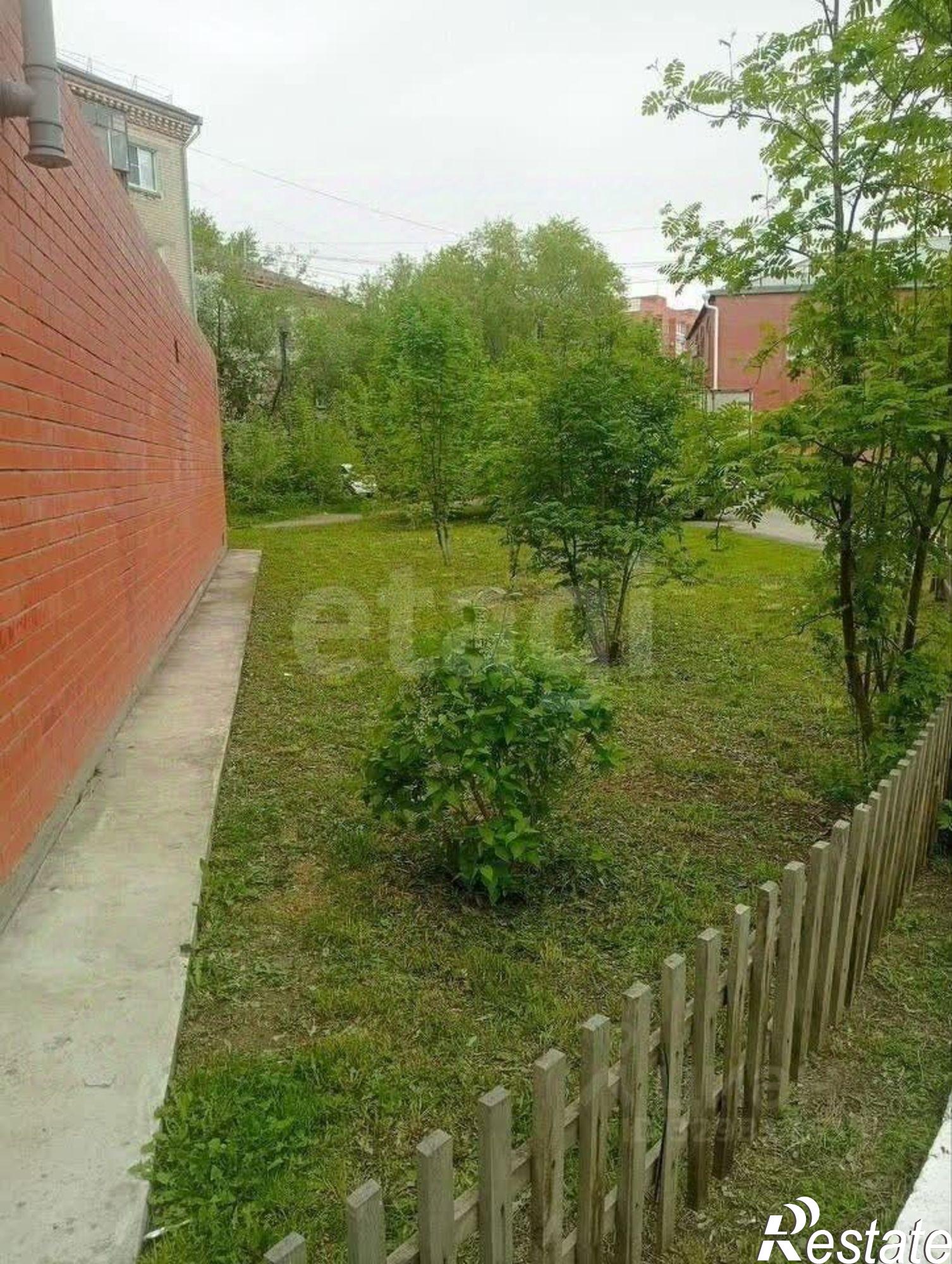 Купить гараж, место в паркинге за 2 400 020 рублей на улица Кремлёва, 6