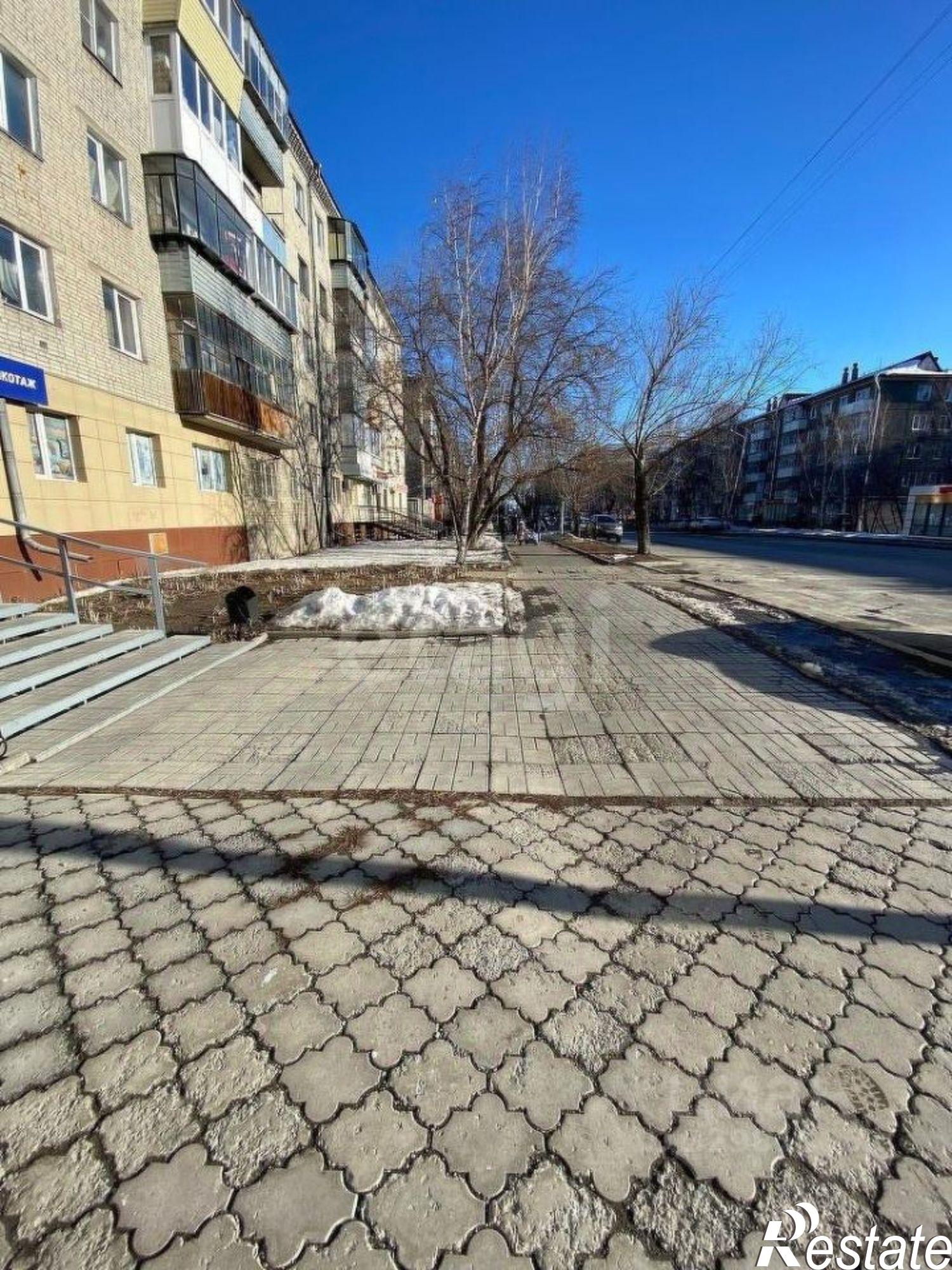 Купить торговое помещение за 5 625 000 рублей на ул Савельева, 54