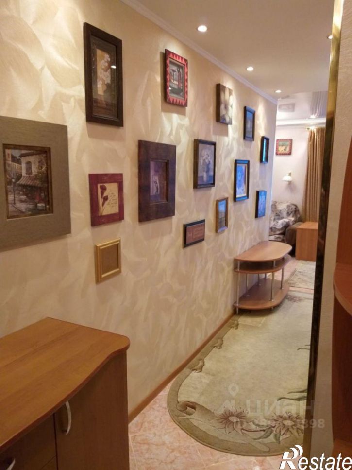 2-комн квартира ул Карельцева, 90 1,  д. 90 1,  к. 1