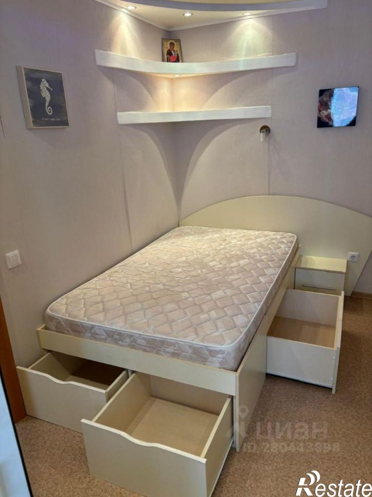 2-комн квартира ул Карельцева, 90 1,  д. 90 1,  к. 1