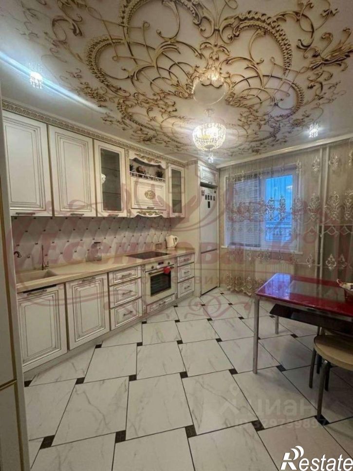 3-комн квартира улица Сергея Васильева, 30,  д. 30