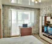 2-комн, 45кв м, этаж 2/5 улица Карбышева, 58
