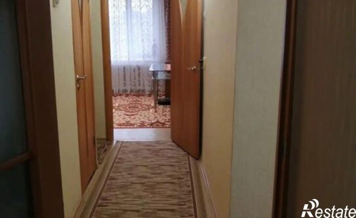 3-комн квартира жилой район Заозёрный, 6-й микрорайон, 16