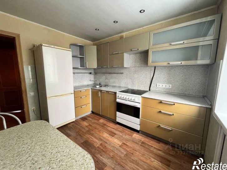 3-комн квартира улица Красина, 43,  д. 43