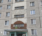 2-комн, 49кв м, этаж 1/9 ул Дзержинского, 29а