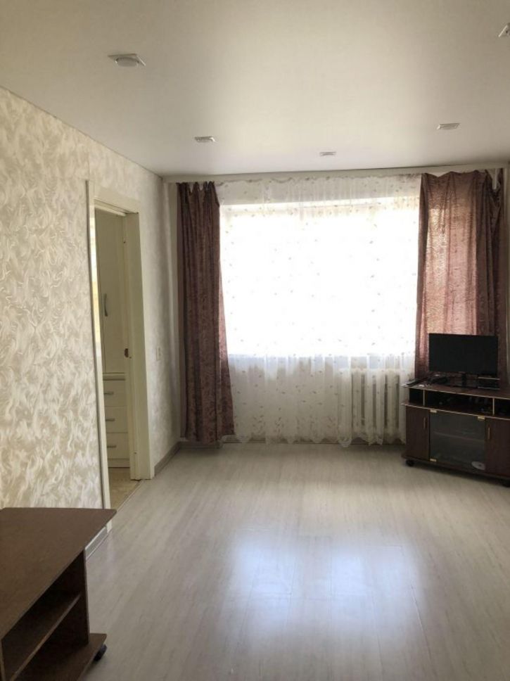 2-комн квартира Кирова улица, 84