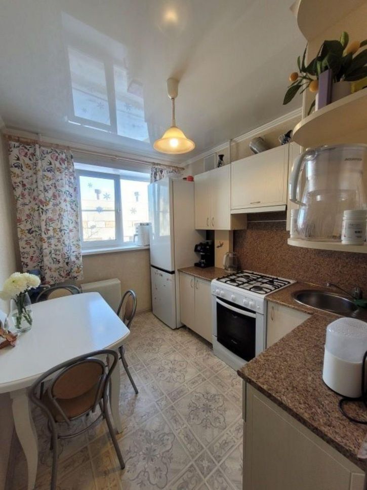 2-комн квартира Перова улица, 20