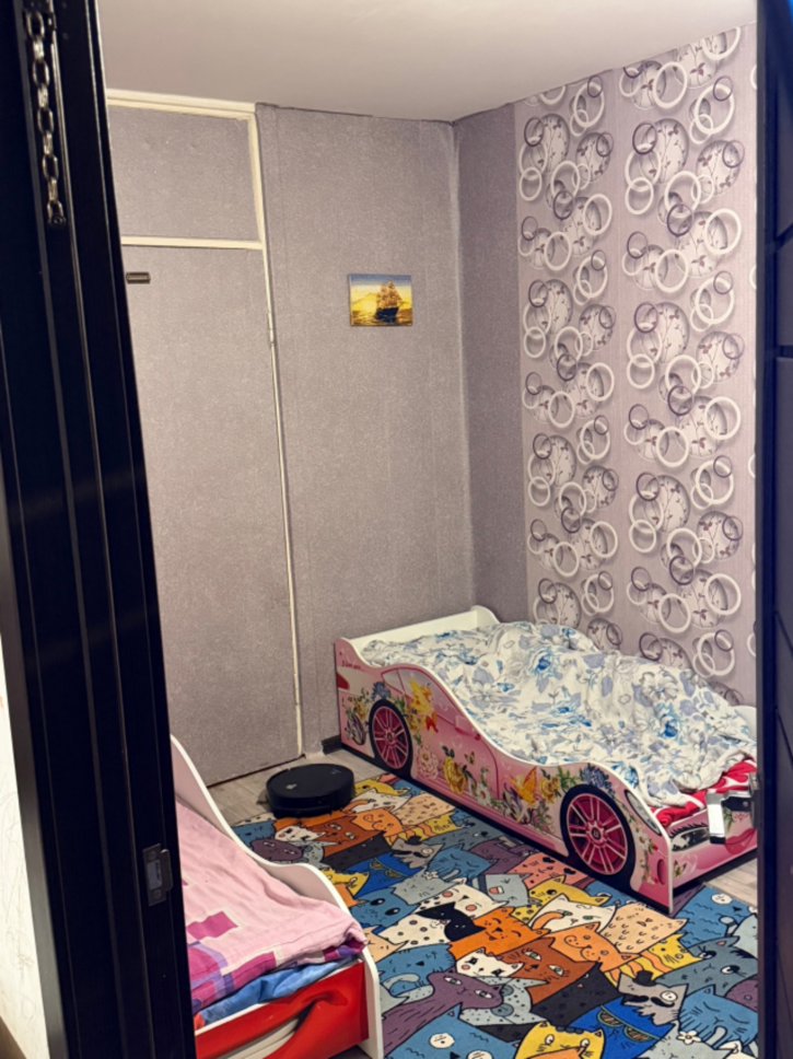 2-комн квартира Дзержинского улица, 7