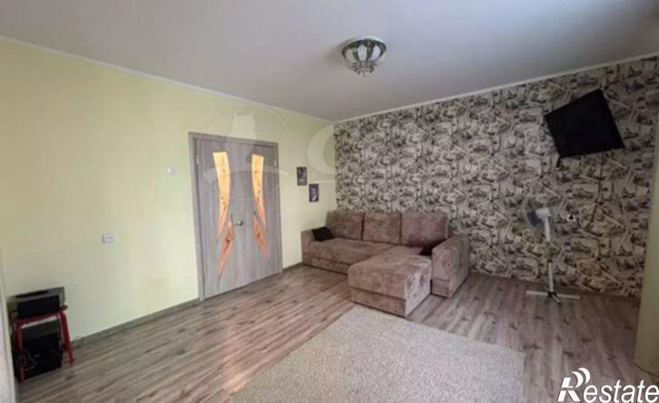 2-комн квартира жилой район Заозёрный, 4-й микрорайон, 9